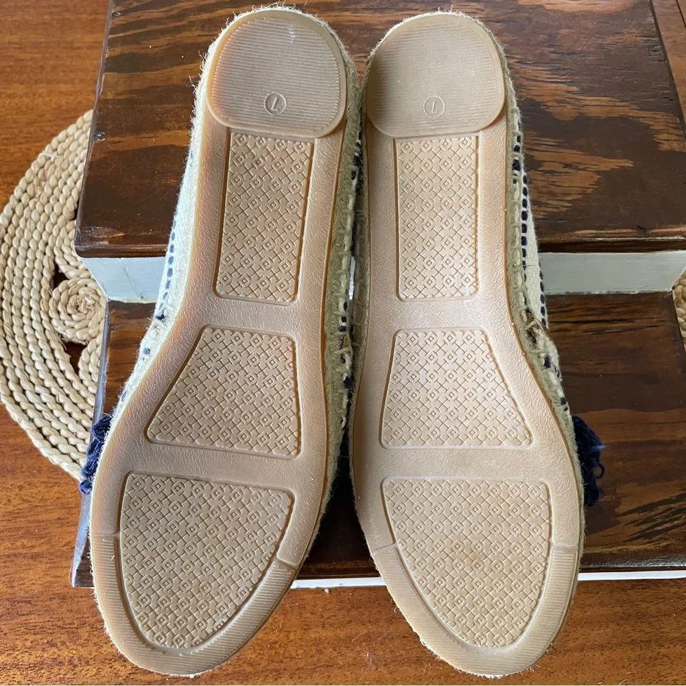 Tory Burch Shaw Fringe Espadrilles Navy and Cream Size 7